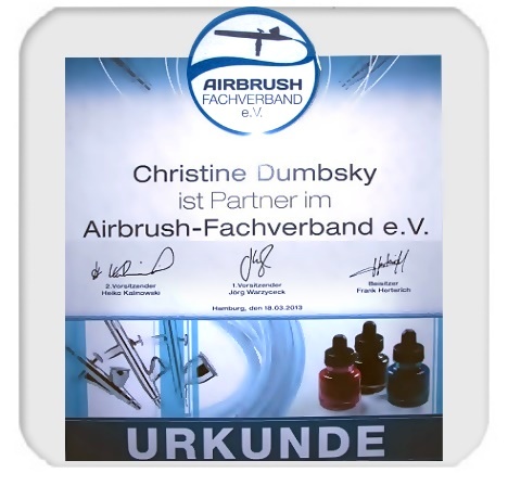 Mitglied im Airbrushfachverband - Christine Dumbsky